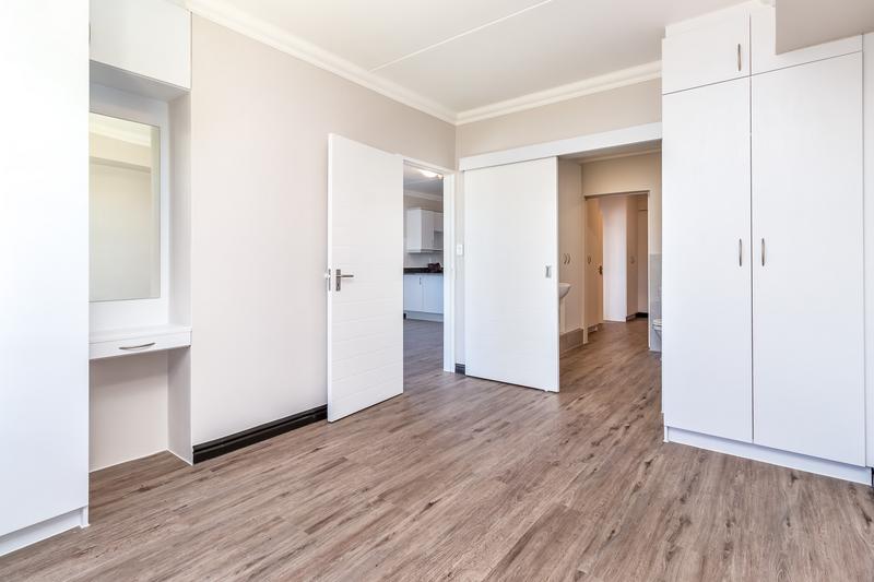 2 Bedroom Property for Sale in Buhrein Western Cape